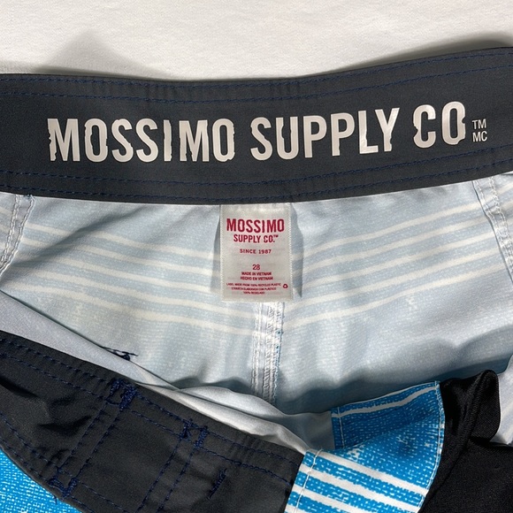 Mossimo Supply mens blue horizontal stripe board shorts swim trunks - size 28 - Picture 4 of 10